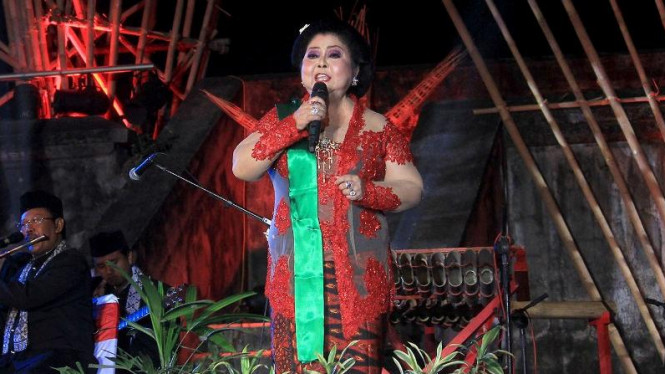 Waldjinah dan Whawin Laura Ramaikan Solo Keroncong Festival