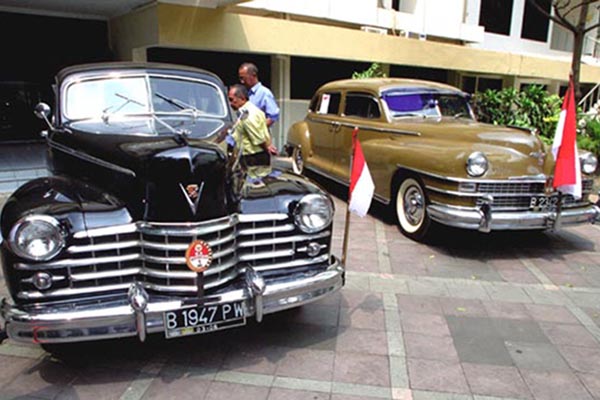 Mobil Kepresidenan Bersejarah Dipajang di Sarinah Jakarta