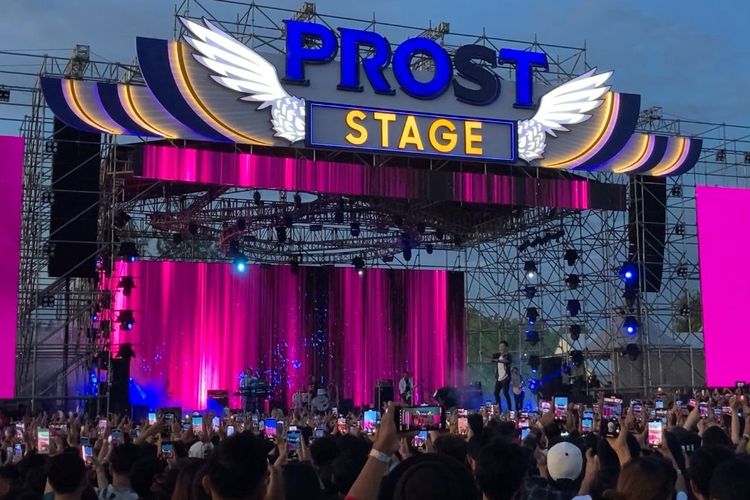 Konser Sukses, Prost Fest Jadi Agenda Tahunan Bantu Pemulihan Ekonomi Bali
