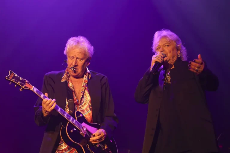Air Supply Bawakan Lagu Baru Saat Konser di Jakarta