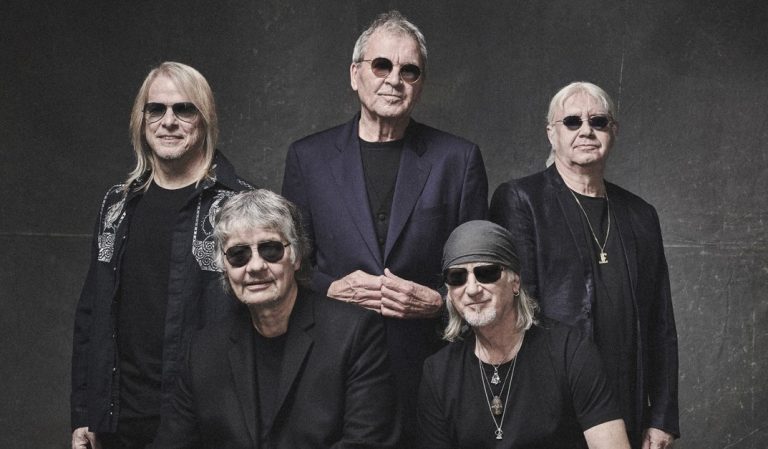 Deep Purple Bakal Konser di Solo