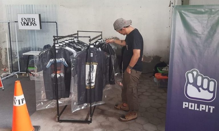20 Brand Lokal Ramaikan “Warga Setempat Clothing Fest” di Kota Lama Semarang