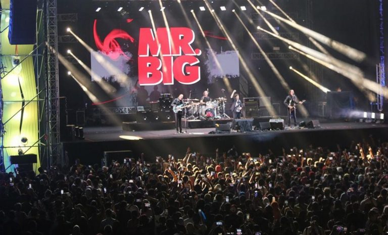 Tur Perpisahan, Mr Big Sukses Guncang Panggung The 90’s Festival
